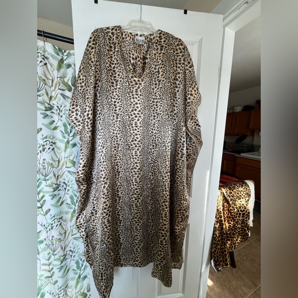2 Sante’ Vintage Kaftans - Picture 7 of 16